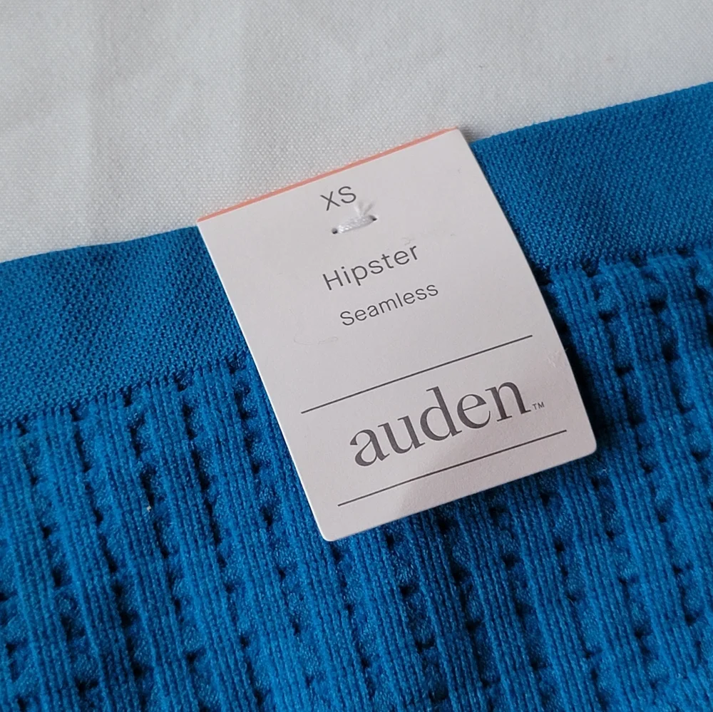 NWT Seamless Hipster Waffle Panty | Auden